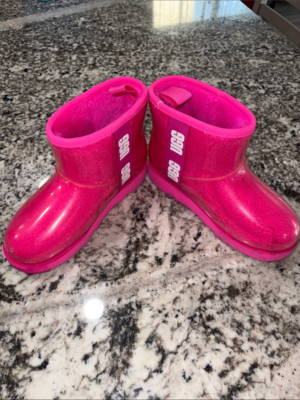 UGG Kids Classic Clear Mini II Glitter Boot in Hot Pink/Rock Rose Glitter
